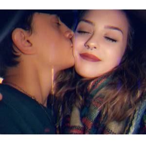 Meet your Posher, Dea